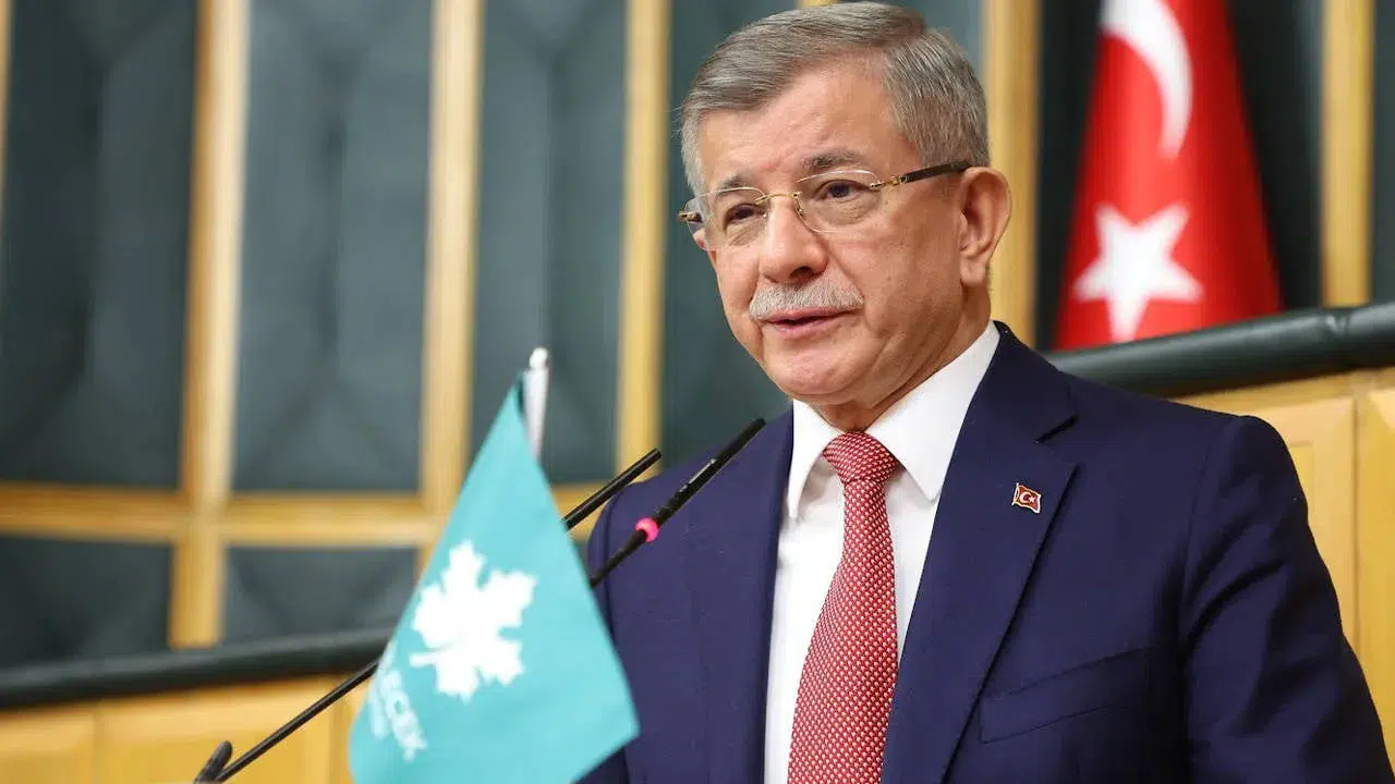 Davutoğlu siyaseti bırakma kararı aldı, yeni think tank projesi yolda!