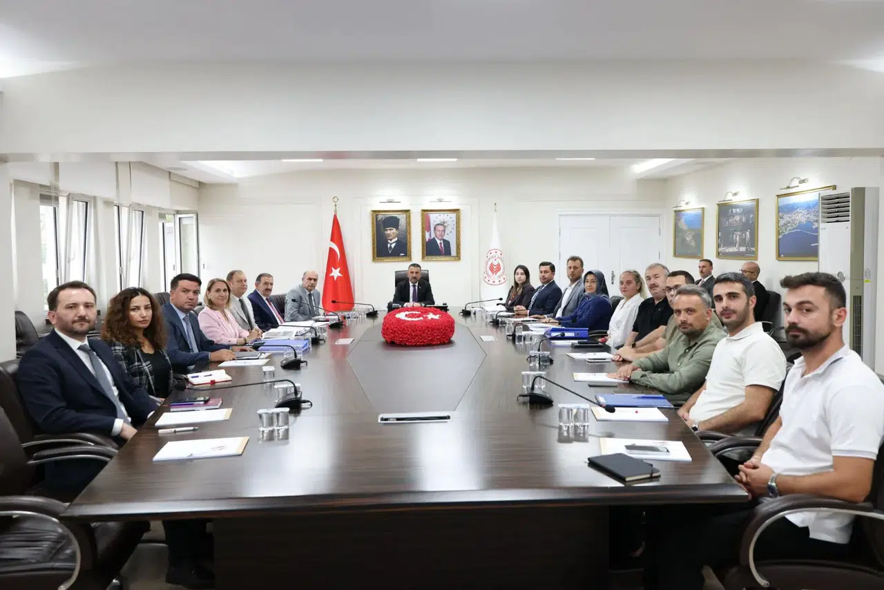 Zonguldak'ta eski sahil yolu millet bahçesine dönüşüyor