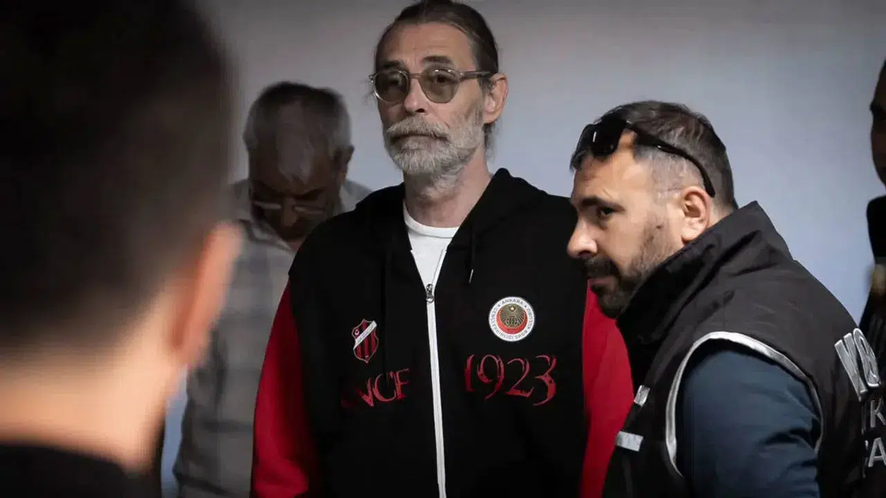 Etimesgut Belediye Başkanı Erdal Beşikçioğlu tutuklandı!
