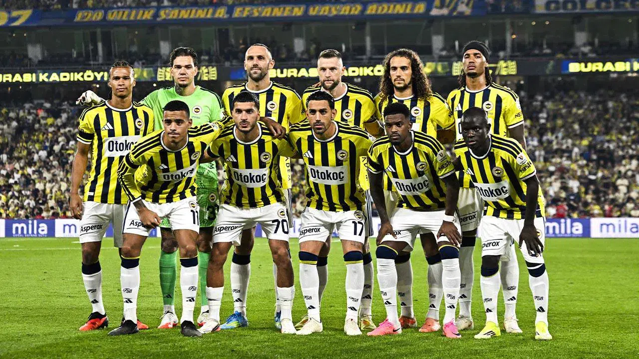 Fenerbahçe, 18 yıl aradan sonra Şampiyonlar Ligi'nde Roma ile karşılaşıyor!