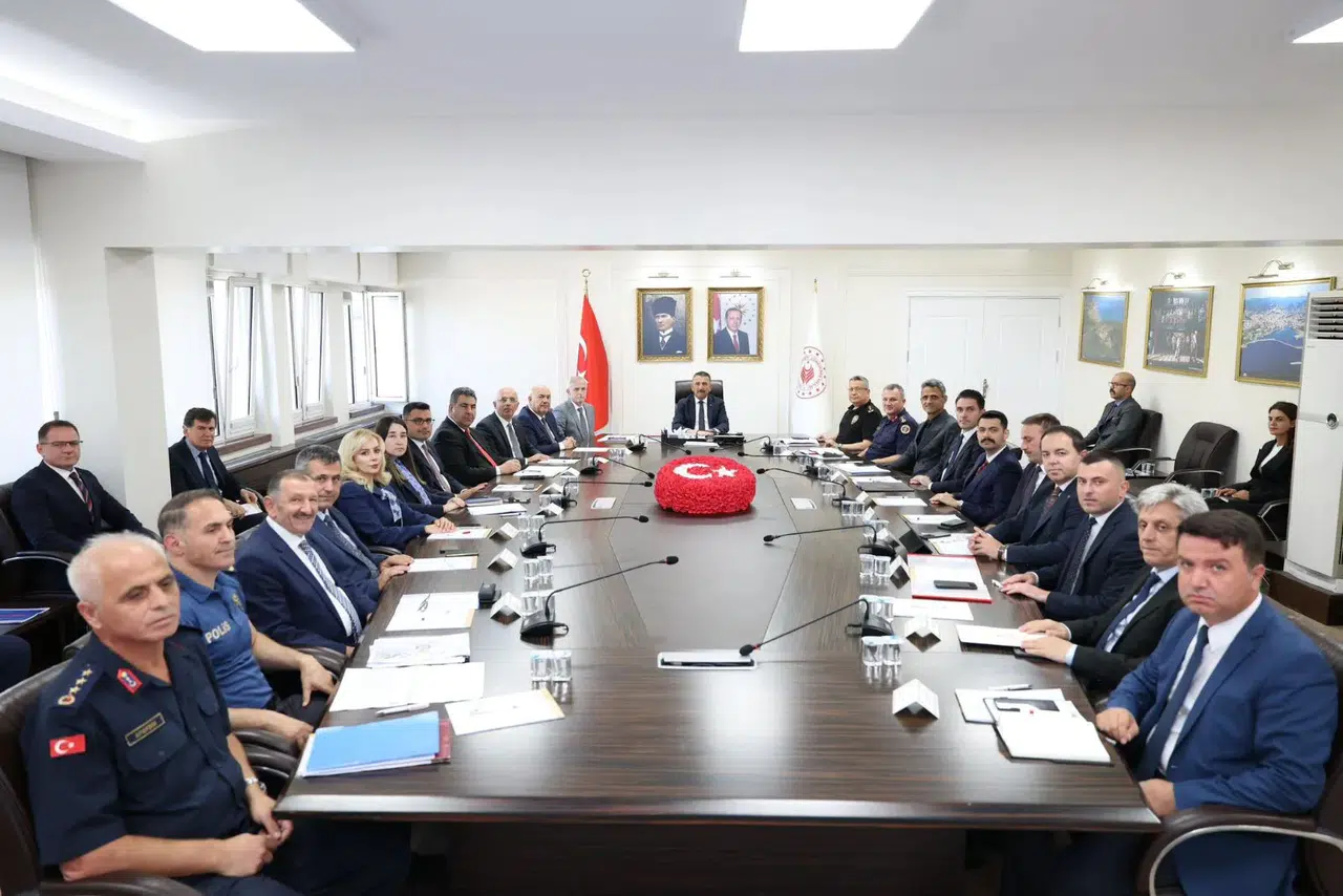 Zonguldak'ta üniversite ve okul çevresi güvenlik tedbirleri masaya yatırıldı