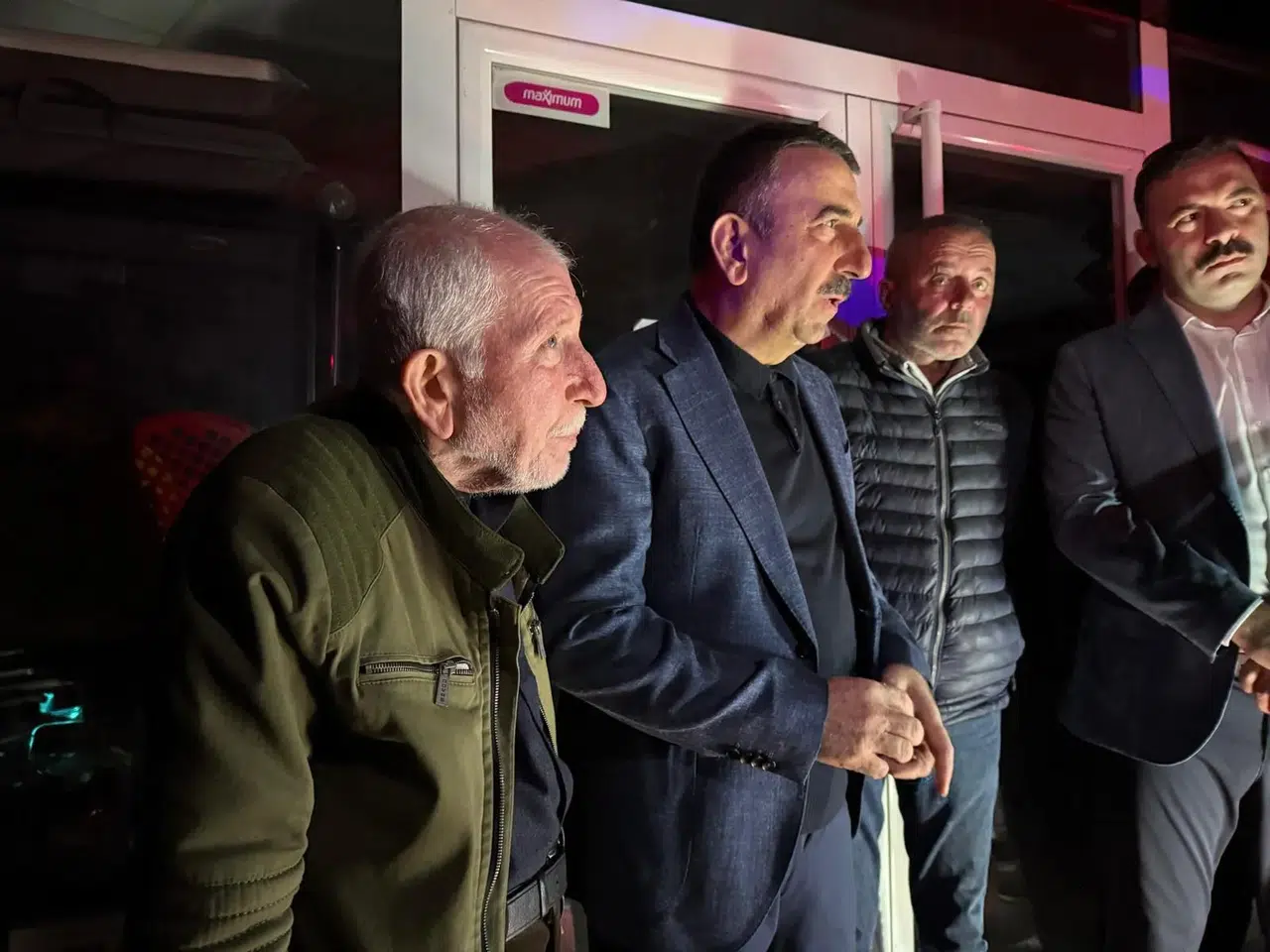 Zonguldak'ta çöken binada 74 yaşındaki kadın hayatını kaybetti, kardeşi yaralı kurtarıldı
