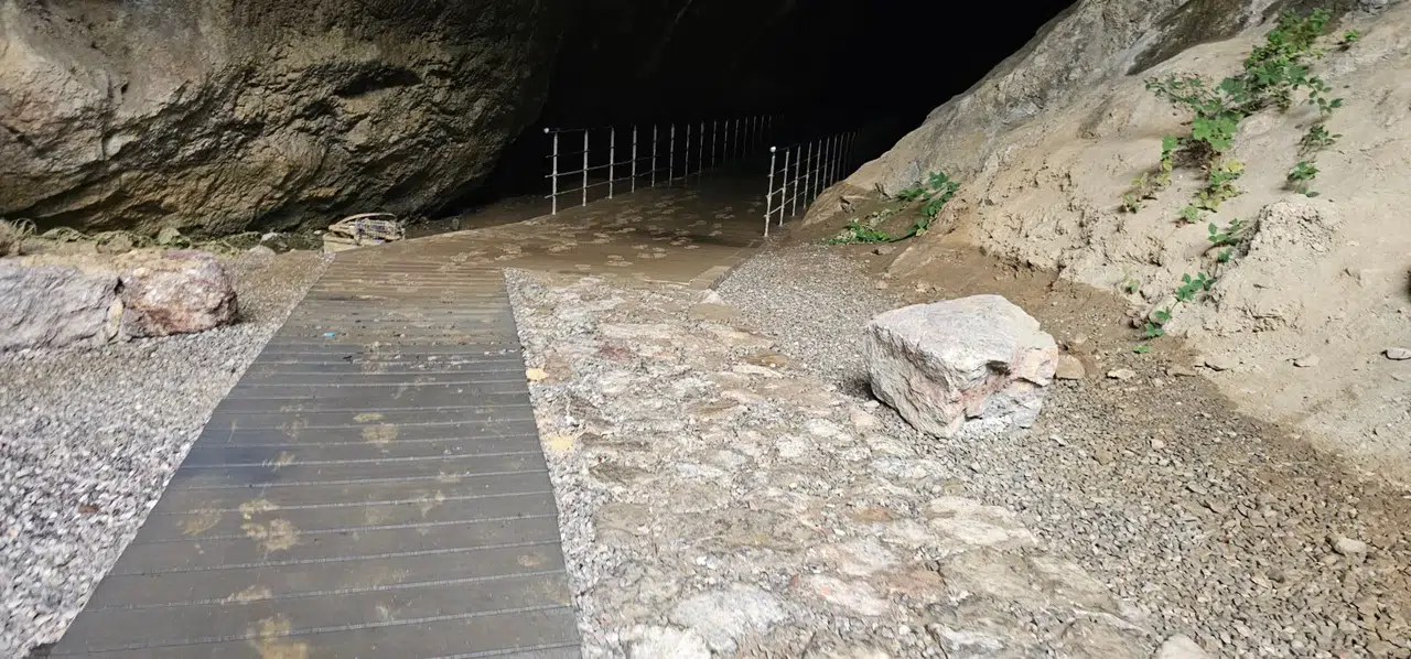 Sağanak yağışın vurduğu Gökgöl Mağarası ziyarete kapatıldı