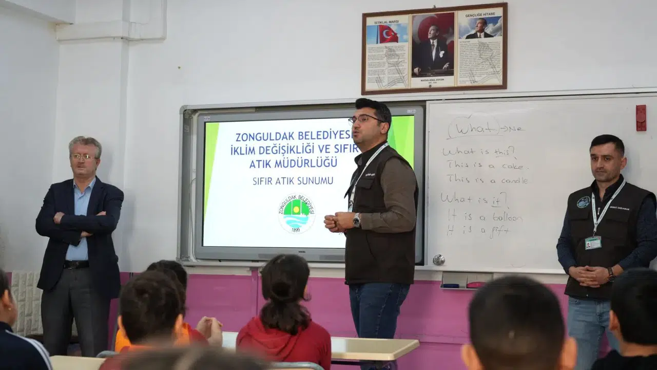 Zonguldak Belediyesi'nden ilkokul öğrencilerine sıfır atık eğitimi