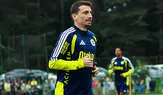 Mert Hakan Yandaş, Fenerbahçe ile 1 yıl daha sözleşme uzattı!