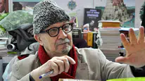 Ünlü Yazar Yalçın Küçük Hayatını Kaybetti