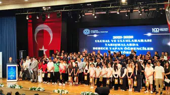 Mollabey Ortaokulu öğrencilerine Türkiye dereceleri için ödül