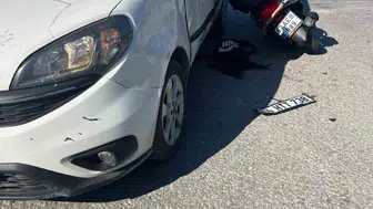 Alaplı’da zincirleme kaza; Motosikletteki 2 kişi yaralandı