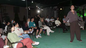 Zonguldak'ta Genç Yetenek Sönmez'in Mizahi Performansı Beğeni Topladı