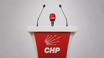 Devrim Dural'ın CHP kürsü ve ses sistemini iş hanına taşıttığı iddiası ortalığı karıştırdı