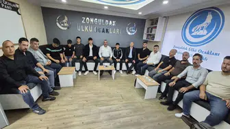 Zonguldak Ülkü Ocakları şehitler için Kur'an-ı Kerim tilaveti gerçekleştirdi