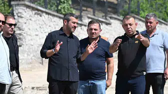 Belediye Başkanı Çetinkaya sahada incelemelerde bulundu