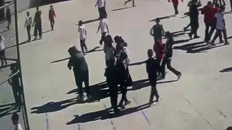 Zonguldak'ta nefessiz kalan öğrenciyi beden eğitimi öğretmeni kurtardı