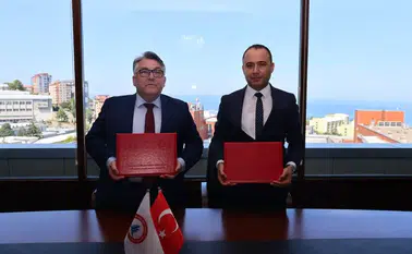 BEUN ve İş Bankası'ndan intern doktorların maaş ödemeleri için iş birliği protokolü!
