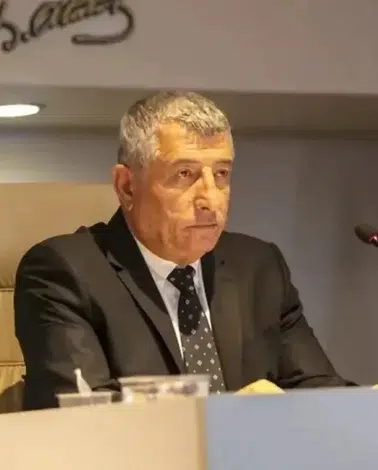 İzmir'de Güzelbahçe Belediyesi'ne operasyon: Başkan Günay gözaltına alındı
