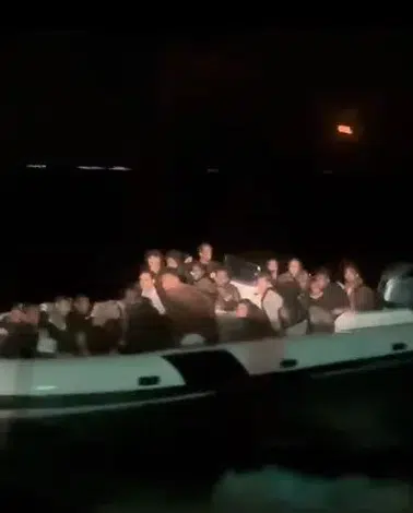 Sahil Güvenlik İzmir açıklarında 34 düzensiz göçmen yakaladı