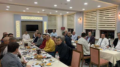 Eğitim camiası iftarda buluştu!