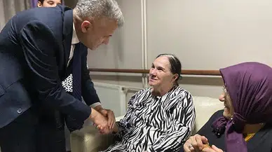 Kadir Gecesi'nde huzurevine anlamlı ziyaret