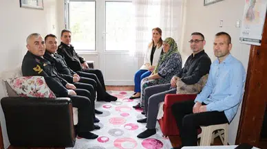 Yalınkılıç Ailesi ve jandarmadan anlamlı bayram ziyaretleri!