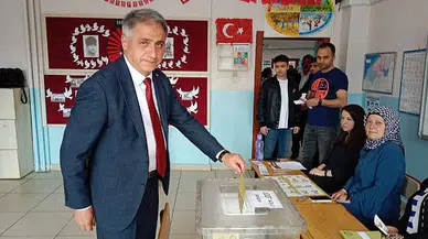 AK Parti Zonguldak Milletvekili Saffet Bozkurt oyunu kullandı