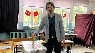 CHP Milletvekili Eylem Ertuğrul oyunu kullandı