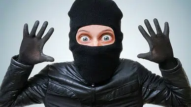 Dikkat otobüste hırsız var!