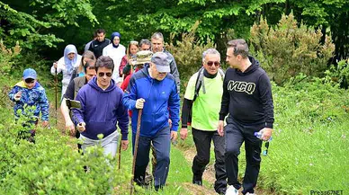 Doğa yürüyüşünde buluştular
