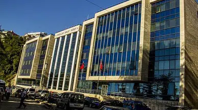 Kendilerini uyaran öğretmeni darp ettiler: 2 tutuklu