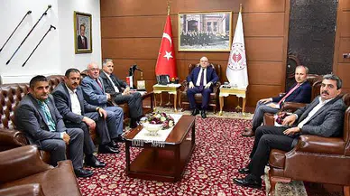 Milletvekili Saffet Bozkurt, Vali Tutulmaz'ı ziyaret etti