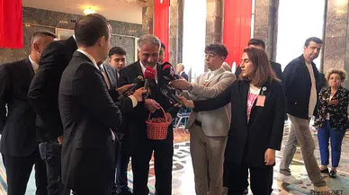 Saffet Bozkurt Osmanlı Çileği ile milletvekili kaydını yaptırdı