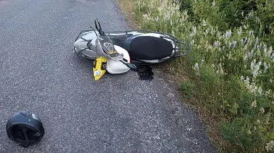 Otomobilin çarptığı motosikletteki çift yaralandı