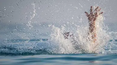 Denize giren adam boğuldu!