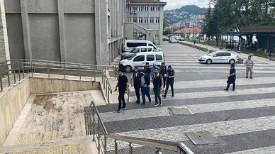 Kendilerini bankacı olarak tanıttılar, 100 bin TL dolandırdılar