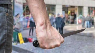 Eşini bıçakla delik deşik etti! Söylediği sözler pes dedirtti