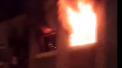 Evi Ateşe Verdi, Annesini Arayarak: ‘Gidin Söndürün’ Dedi