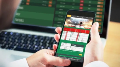 Okul müdürünün kumar sevdası başına dert oldu!