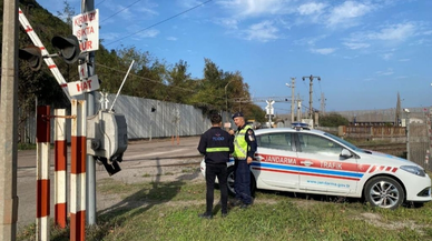 Zonguldak Jandarma'dan Hemzemin Geçitlerde Sıkı Kontrol