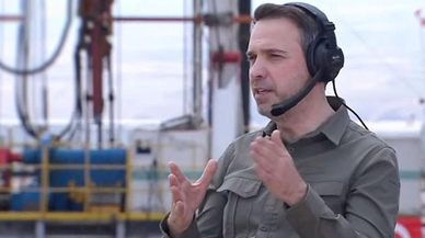 Bakan Bayraktar: Karadeniz'de petrol emaresi var, umarım yakında müjde paylaşırız