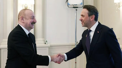 Enerji Bakanı Bayraktar, Azerbaycan Cumhurbaşkanı Aliyev ile bir araya geldi