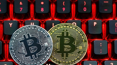 Bitcoin'de düşüş sürüyor