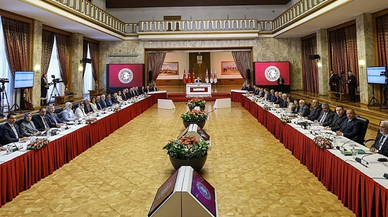 Süreç Komisyonu'nun yarın gerçekleştireceği toplantı ertelendi: Grup Başkan Vekilleri toplanmıştı