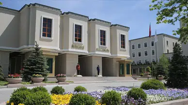 Eşme Belediye Başkanı Yılmaz Tozan Görevden Uzaklaştırıldı