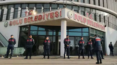 Mersin ve Bolu'da belediyelere operasyon!