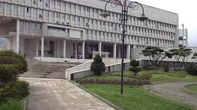 Zonguldak'ta menenjit kaosu: Asılsız iddialar paniği tetikledi, eczanelerde aşı stokları tükendi