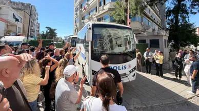 Buca Belediyesine yönelik operasyonda 50 şüpheli sağlık kontrolünden geçirildi