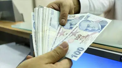 Memur emeklisine seyyanen zam teklifi komisyona sevk edildi