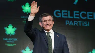 Davutoğlu'ndan uyarı: Türkiye, otoriterleşme ve adaletsizlik riskiyle karşı karşıya!