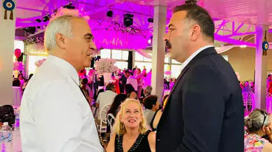 Mhp ve Ak Parti teşkilatları Kadir Bacıoğlu'nun düğününde bir araya geldi