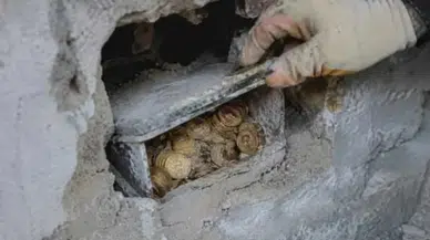 Restorasyonda bulunan 17. yüzyıl altınları 54 milyon liraya satıldı