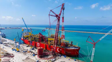 Osman Gazi Platformunda 260 Tonluk Alev Kulesi Montajı Tamamlandı